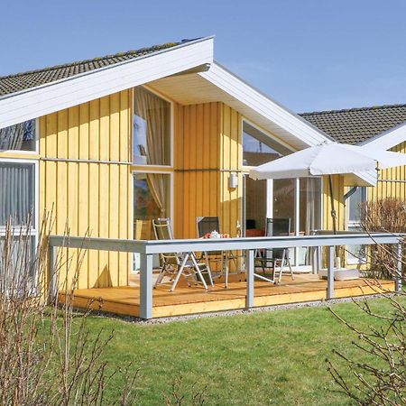 2 Bedroom Nice Home In Rechlin Buitenkant foto